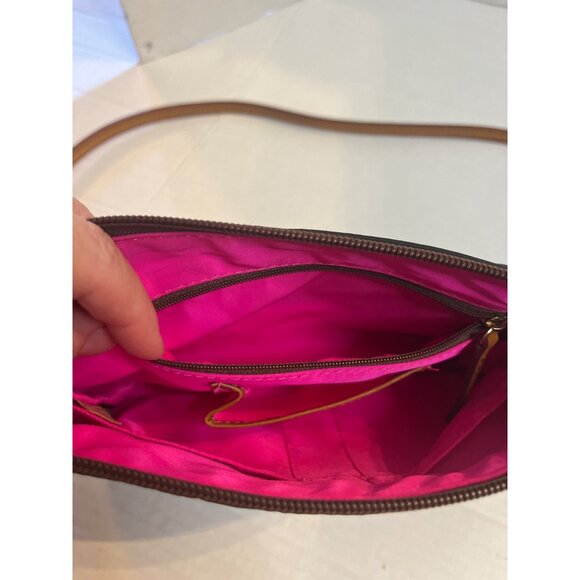 Dooney & Bourke Crossbody Bag In Black & Pink Nylon With Leather Trim and charm - Picture 4 of 13